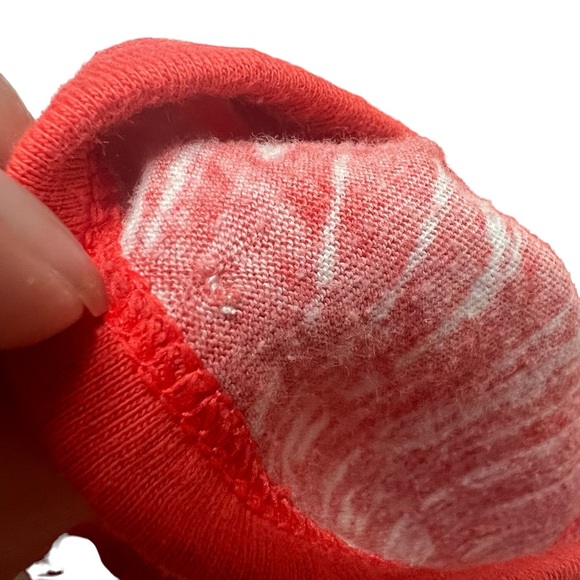 Under Armour Women's Project Rock Aloha Camo Tank Top size XL Loose fit - Picture 8 of 9